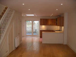 4 St Dionis Road